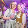 Volles Festzelt und Partystimmung mit den Troglauer Buam am Samstag 03.05.25 beim Weinfest in Untereisenheim.