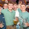 Volles Festzelt und Partystimmung mit den Troglauer Buam am Samstag 03.05.25 beim Weinfest in Untereisenheim.