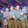 Volles Festzelt und Partystimmung mit den Troglauer Buam am Samstag 03.05.25 beim Weinfest in Untereisenheim.