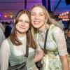 Volles Festzelt und Partystimmung mit den Troglauer Buam am Samstag 03.05.25 beim Weinfest in Untereisenheim.