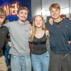 Volles Festzelt und Partystimmung mit den Troglauer Buam am Samstag 03.05.25 beim Weinfest in Untereisenheim.
