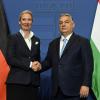 AfD-Chefin Alice Weidel und der ungarische Ministerpräsident, Viktor Orban, trafen sich im Februar in Budapest. (Archivfoto) AfD-Chefin Alice Weidel und der ungarische Ministerpräsident, Viktor Orban, trafen sich im Februar in Budapest. (Archivfoto)