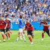Der HSV jubelt nach dem ersten Tor beim SV Darmstadt. Der Nordclub machte mit dem 4:0-Sieg einen großen Schritt zur Rückkehr in die Bundesliga. Der HSV jubelt nach dem ersten Tor beim SV Darmstadt. Der Nordclub machte mit dem 4:0-Sieg einen großen Schritt zur Rückkehr in die Bundesliga.