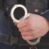 Isny im Allgäu: Die Polizei hat einen betrunkenen Mann nach sexueller Belästigung in Arrest genommen. (Symbolbild)