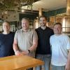 Fünf junge Männer aus dem Raum Rannungen sind die neuen Eigentümer und Betreiber des beliebten Ausfluglokals am Wittelsbacher Turm. Andre Rudloff (von links), Florian Erhard, André Wetterich, Lukas Englert und Dominik Hüllmantel (nicht im Bild) wollen zum Vatertag in die Saison starten. 