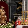 Kardinal Pietro Parolin (l) zelebriert die Abschlussmesse der Kardinäle im Petersdom vor dem Konklave. Kardinal Pietro Parolin (l) zelebriert die Abschlussmesse der Kardinäle im Petersdom vor dem Konklave.