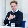 Laut Rhön-Klinikum AG-Vorstand Stefan Stranz sei der Konzern „solide ins Geschäftsjahr 2025 gestartet“.