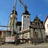 Jetzt ist das Dach dran: Die Baumaßnahmen rund um die Pfarrkirche St. Nikolaus in Mechenried schreiten voran. 