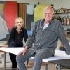 Bilden ein Künstlerpaar Sven und Jusha Mueller in ihrem Atelier in Stehlings. In den nächsten Wochen gibt es dort Ausstellungen.
