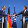 Zu zeitlichen Perspektiven bezüglich eines Nato-Beitritts der Ukraine äußerte Merz sich nicht.