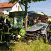 Folgenschwerer Unfall mit einem Linienbus in Fulda: Ein Autofahrer stirbt, fünf weitere Menschen werden teils schwer verletzt.