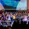 Schülerinnen und Schüler der Grund- und Mittelschule Weiler führen das Musical "Ufo - kein Wunsch ist uns schnuppe" auf. Schülerinnen und Schüler der Grund- und Mittelschule Weiler führen das Musical "Ufo - kein Wunsch ist uns schnuppe" auf.