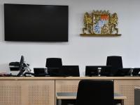 Eine 64-jährige Hundehalterin musste sich jetzt wegen Jagdwilderei und eines Verstoßes gegen das Tierschutzgesetz vor dem Amtsgericht in Dillingen verantworten.