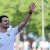 „Hallo Liga 3, wir kommen!“ Für Trainer Victor Kleinhenz und den FC Schweinfurt 05 gibt‘s am Freitagabend die Meistertrophäe.