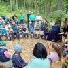 Der neue Waldkindergarten Eichhörnchen wurde eingeweiht.