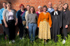 Von links: Lisa Kaden (Dekanatsjugendkammer), Dekanatsjugendreferentin Willinger, Dekanatsjugendreferentin Strelov, Religionspädagogin Enser, Pfarrerin Schimmel, Pfarrerin Wittmann-Schlechtweg, Dekanatsjugendreferentin Bomblies, Pfarrer Schlechtweg, Dekanin Hirschmann, Dekanatsjugendreferentin Buckel.