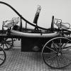 Blick ins Archiv und auf die Anfänge: Eine vierrädrige Saug-Pumpspritze wurde 1887 von der Gemeinde gekauft.