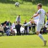 Im Spitzenspiel der A-Klasse Allgäu 4 ließ der Tabellenführer SV Kempten Halde/Oberwang nichts anbrennen und gewann gegen den Tabellenzweiten TSV Pfronten deutlich mit 3:0. Die Bilder zum Spiel.
