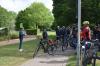 Bei der Fahrrad-Bürgerversammlung zeigte Bürgermeister Oliver Schulze die Neuerung am Sennfelder Badesee. 