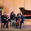 Facettenreiche Interpretationen: (von links) Martin Funda (Violine), Angelika Merkle (Klavier) und Jan Ickert (Violoncello) gestalten ein Meisterkonzert in Fischen,.