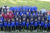 So viele erfolgreiche Sportlerinnen und Sportler wie nie ehrte die Gemeinde Sennfeld auf dem Gelände des meisterhaften Fußballvereins SG Franken 06. Das freute Bürgermeister Oliver Schulze (dritte Reihe rechts), seinen Gemeinderat und BLSV-Kreisehrenvorsitzenden Kurt Vogel.