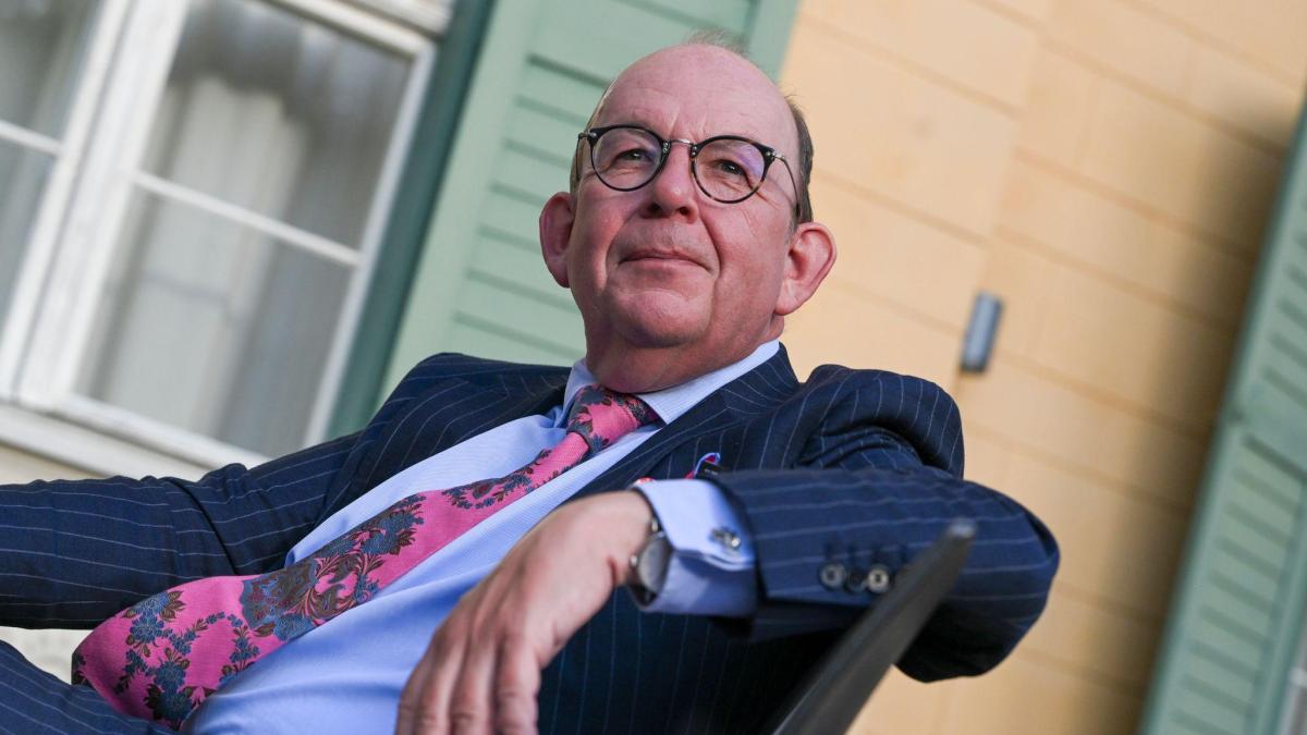 Bestseller-Check-Denis-Scheck-findet-Meistererz-hlungen-und-Gewaltexzesse-in-den-Top-Ten