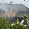 Die Feuerwehr löscht in einem Großeinsatz mit etwa 50 Kräften.