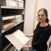 Das Stadtarchiv Marktoberdorf blickt mit Archivarin Josephine Berger Richtung Zukunft und arbeitet an einem digitalen Langzeitarchiv. 