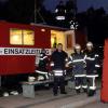 Die Einsatzleitung der Feuerwehr vor dem Elisabethen-Krankenhaus in Lörrach.