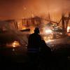 200.000 Euro Sachschaden entstanden, als zwei Scheunen und viele Geräte von Flammen zerstört wurden