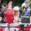 Trooping the Colour: Charles & Kate als Pappstars auf der Mall