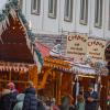 Die Eiszeit vor dem Karlsruher Schloss lockte auch am Sonntag, 14.1.2024, wieder zahlreiche Besucher auf die Eislaufbahn.