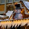 Die Eiszeit vor dem Karlsruher Schloss lockte auch am Sonntag, 14.1.2024, wieder zahlreiche Besucher auf die Eislaufbahn.