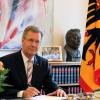 Bundespräsident Christian Wulff in seinem Arbeitszimmer im Schloss Bellevue.