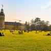 Karlsruhe genießt die ersten Frühlingsstunden im Jahr.