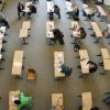 An den Realschulen im Land beginnen heute die zentralen Abschlussprüfungen.