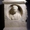 Grabaltar der Fabia Stratonice, Isismystin oder Isispriesterin, 90-120 n. Chr., FundAort: Bari © BLM