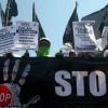 Auf der ganzen Welt löste das islamfeindliche Video Proteste aus. Hier demonstrieren indonesische Muslime vor der US-Botschaft in Surabaya, Ost-Java.