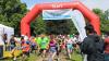 Läufer beim Startschuss zum ersten Charity Walk & Run Karlsruhe 2014