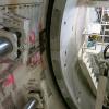 Tunnelbohrer "Giulia" fährt die Stützen für den EInbau der nächsten Tübbinge zurück.