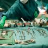 Beim Aufbereiten von Sterilgut wie OP-Instrumenten hat es an der Paracelsus-Klinik Karlsruhe gravierende Mängel gegeben.