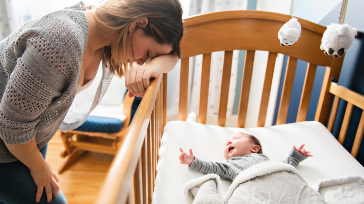 Ab-wann-schlafen-Babys-durch-