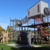 Im Kurpark Oberstaufen können Groß und Klein klettern, spielen und auf den Wiesen rennen. Im Kurpark Oberstaufen können Groß und Klein klettern, spielen und auf den Wiesen rennen.