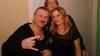 ka-news.de-Gewinner Monika und Rüdiger Rauscher mit Axxis-Sänger Bernhard Weiß
