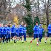 Die Mannschaft läuft zum Training auf. Die Mannschaft läuft zum Training auf.