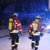 Christbaum in Flammen: Ehepaar schwer verletzt