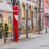 Wo gibt es denn sowas? Unbekannte verkleiden Blitzer als Nikolaus