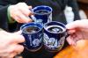 Lieber gemütlich als gefährlich: Wer in der Adventszeit Alkohol wie Glühwein trinkt, lässt das Auto besser stehen. Lieber gemütlich als gefährlich: Wer in der Adventszeit Alkohol wie Glühwein trinkt, lässt das Auto besser stehen.