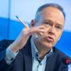 Stefan Brink spricht.