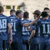 Die Mannschaft jubelt nach dem 1:0 Führungstreffer.